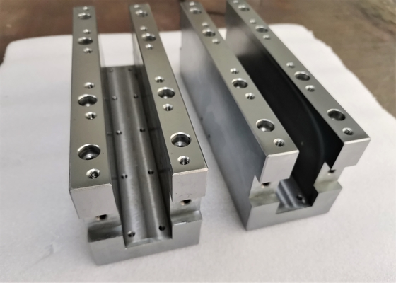 قطعات ماشینکاری CNC فولاد ضد زنگ SUS316L بخش تجهیزات پزشکی تراشکاری CNC